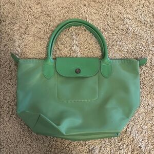 Longchamp Vibrant Green Tote with Trapezoidal Shape the M size